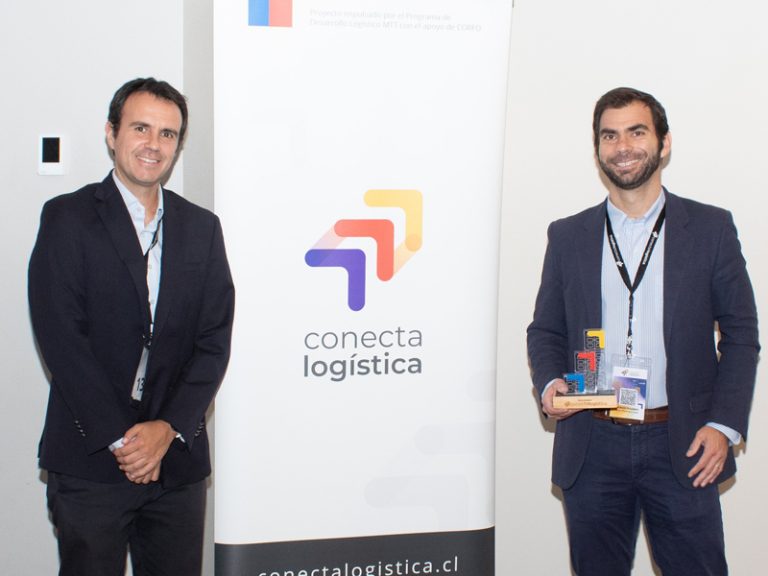 Sebastián Flores y Sergio Pizarro de Dux Partners en el aniversario de Conecta Logística